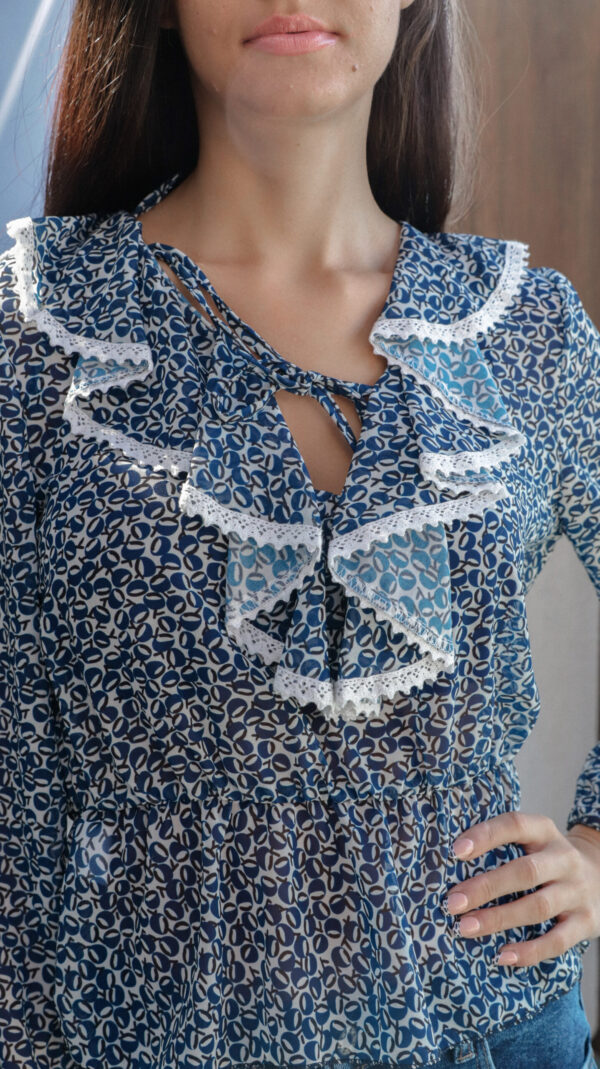 CATHERINE TOP BLUE - Image 2
