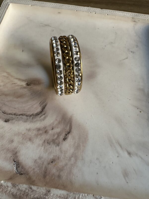Date Ring