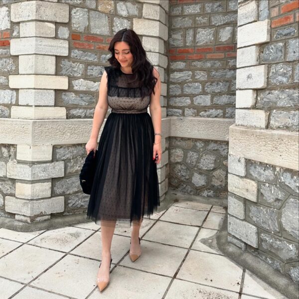 BLACK ROMANCE - Image 3